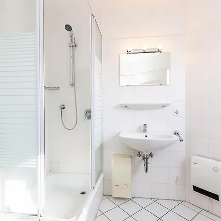 Marina 28-1 קושהאבן